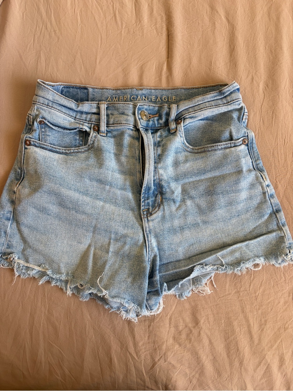 American Eagle Outfitters Light Wash Frayed Hem Denim Shorts